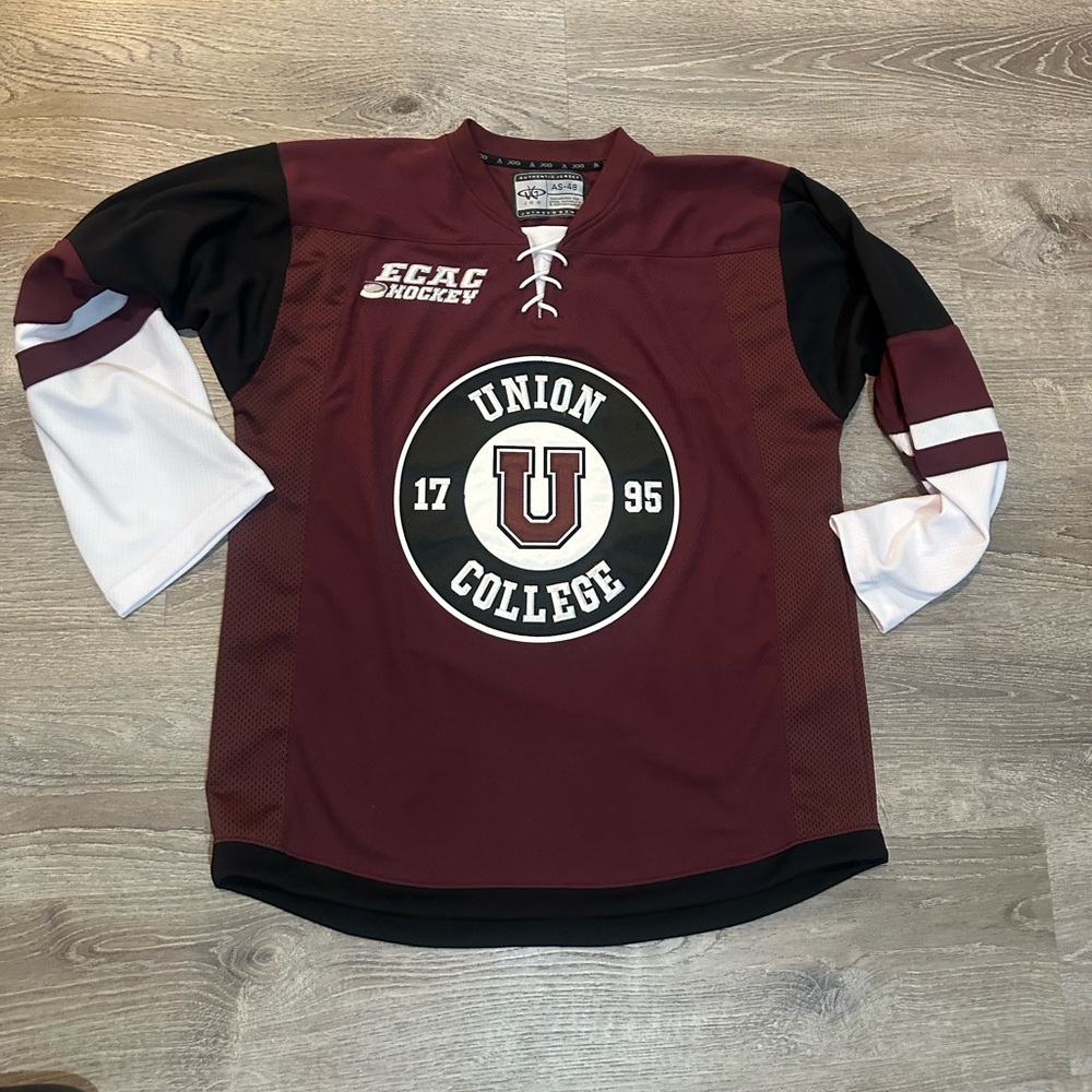 Union College Hockey Jersey JOG Authentic ECAC Men's Size AS-48 Garnet/Black